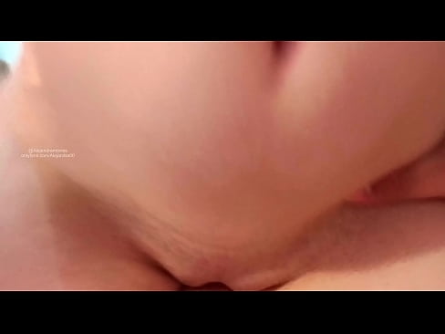 ❤️ Spavao sam u sestrinoj sobi i tako sam se probudio ❌ Jebeni video kod nas ️❤