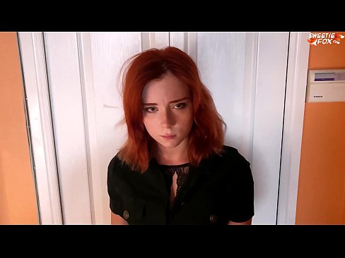 ❤️ Zaštitar kaznio zgodnu ženu zbog krađe - sperma u usta ❌ Jebeni video kod nas ️❤