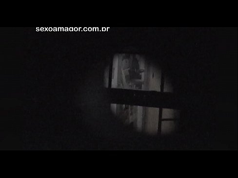 ❤️ Plavušu tajno snima voajer iz susjedstva skriven iza šupljih cigli ❌ Jebeni video kod nas ️❤